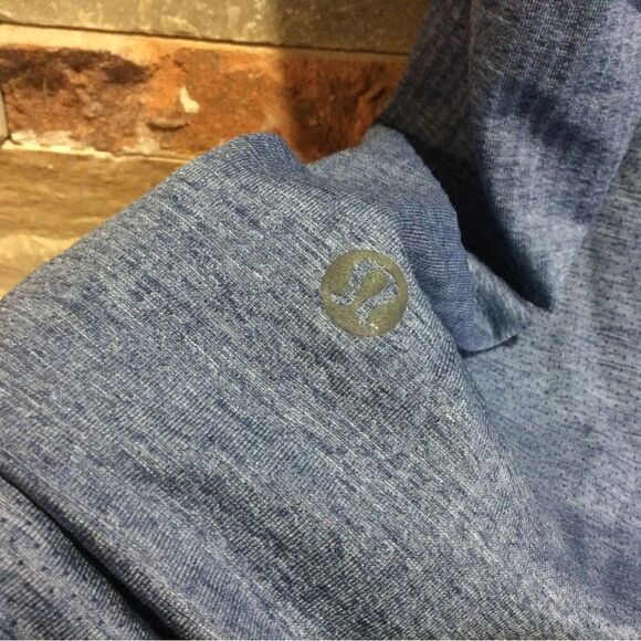 LULULEMON ATHLETICA Sport Tees - Picture 4 of 5